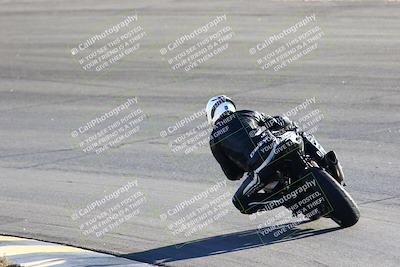 media/Jan-08-2022-SoCal Trackdays (Sat) [[1ec2777125]]/Bowl Backside (135pm)/